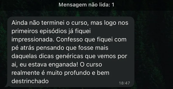 Depoimento de aluna que entrou com ressalvas e encontrou profundidade no curso.